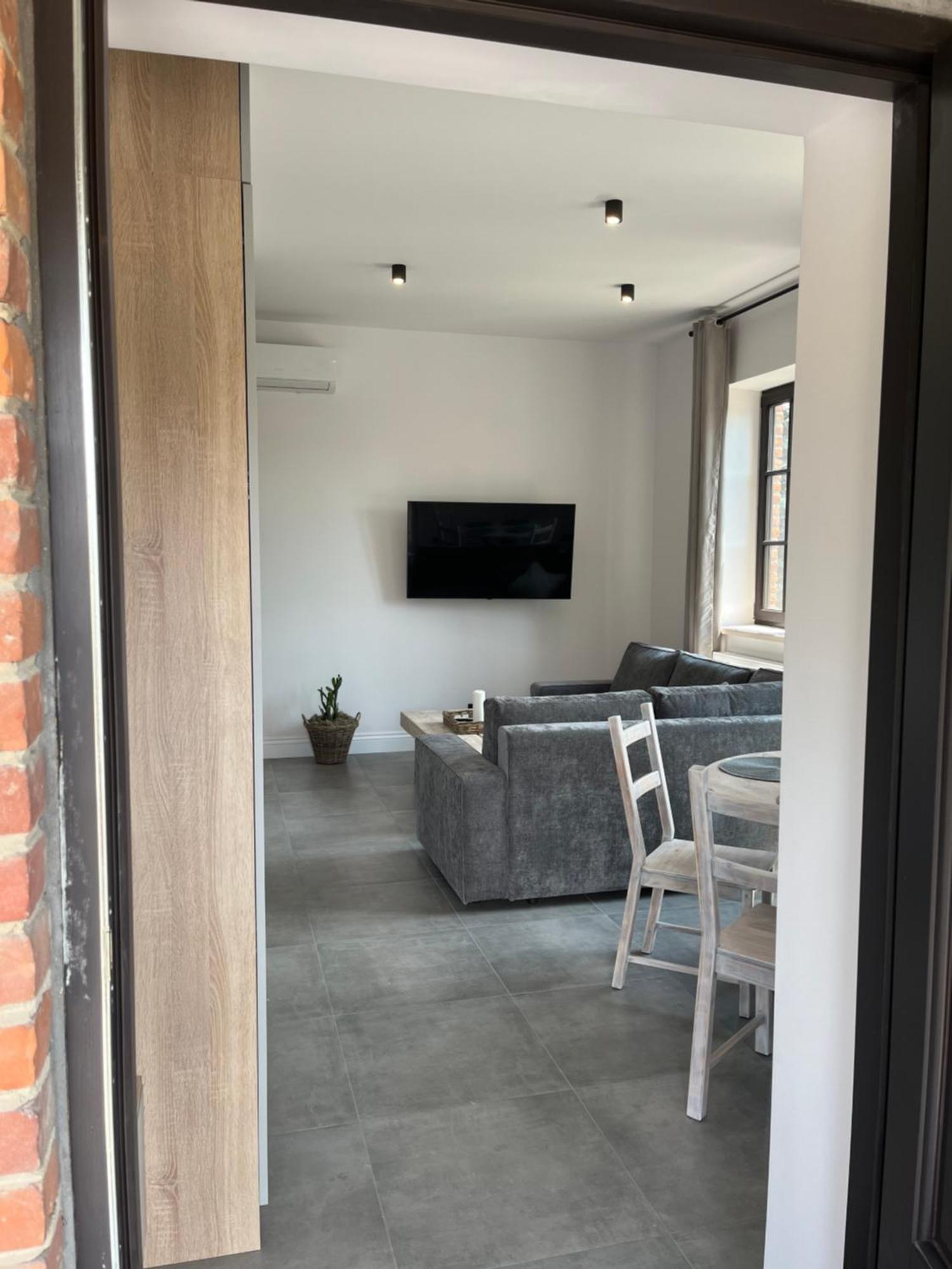 Neighbourhood Apartment Lublin Bagian luar foto