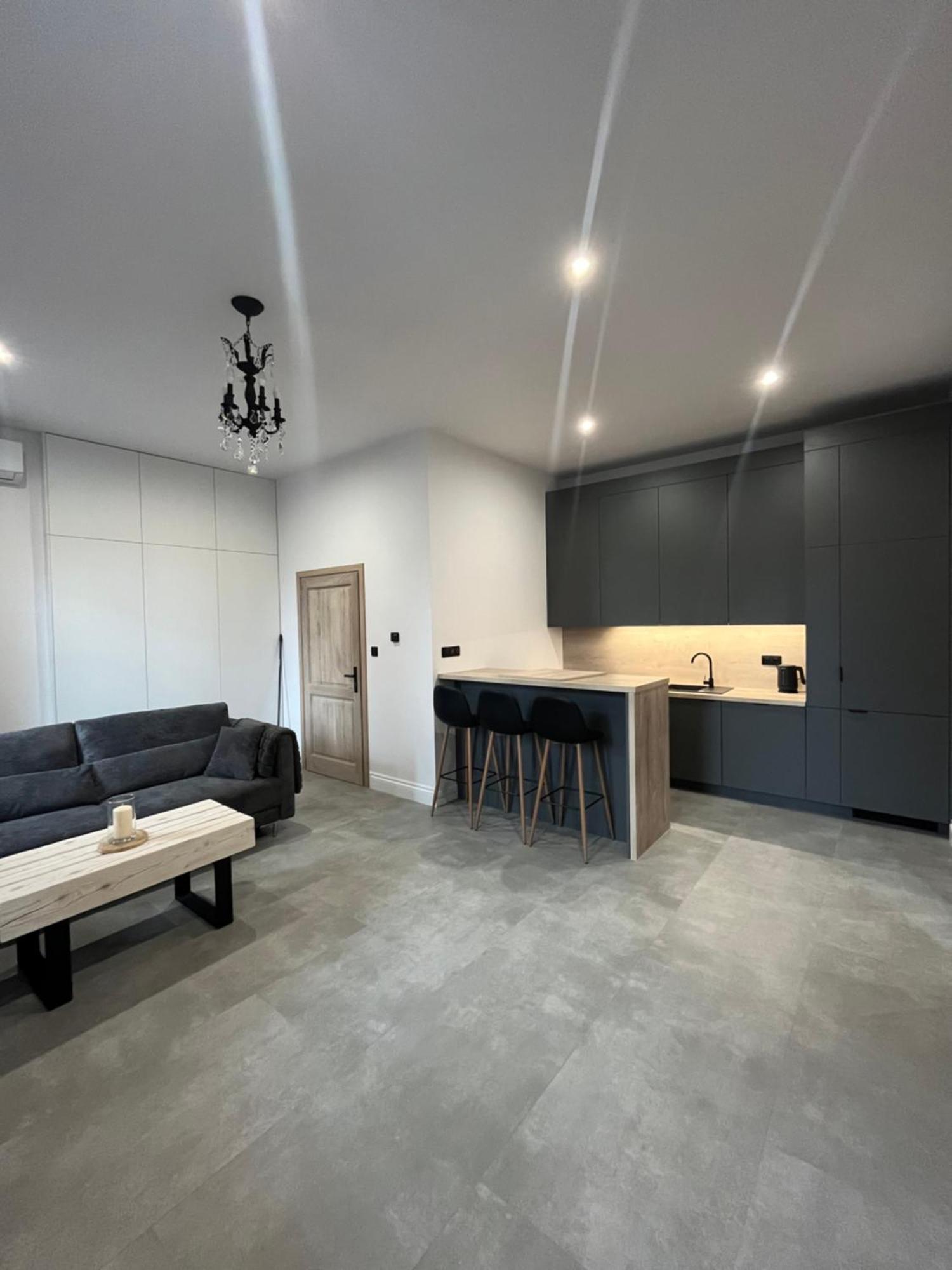 Neighbourhood Apartment Lublin Bagian luar foto