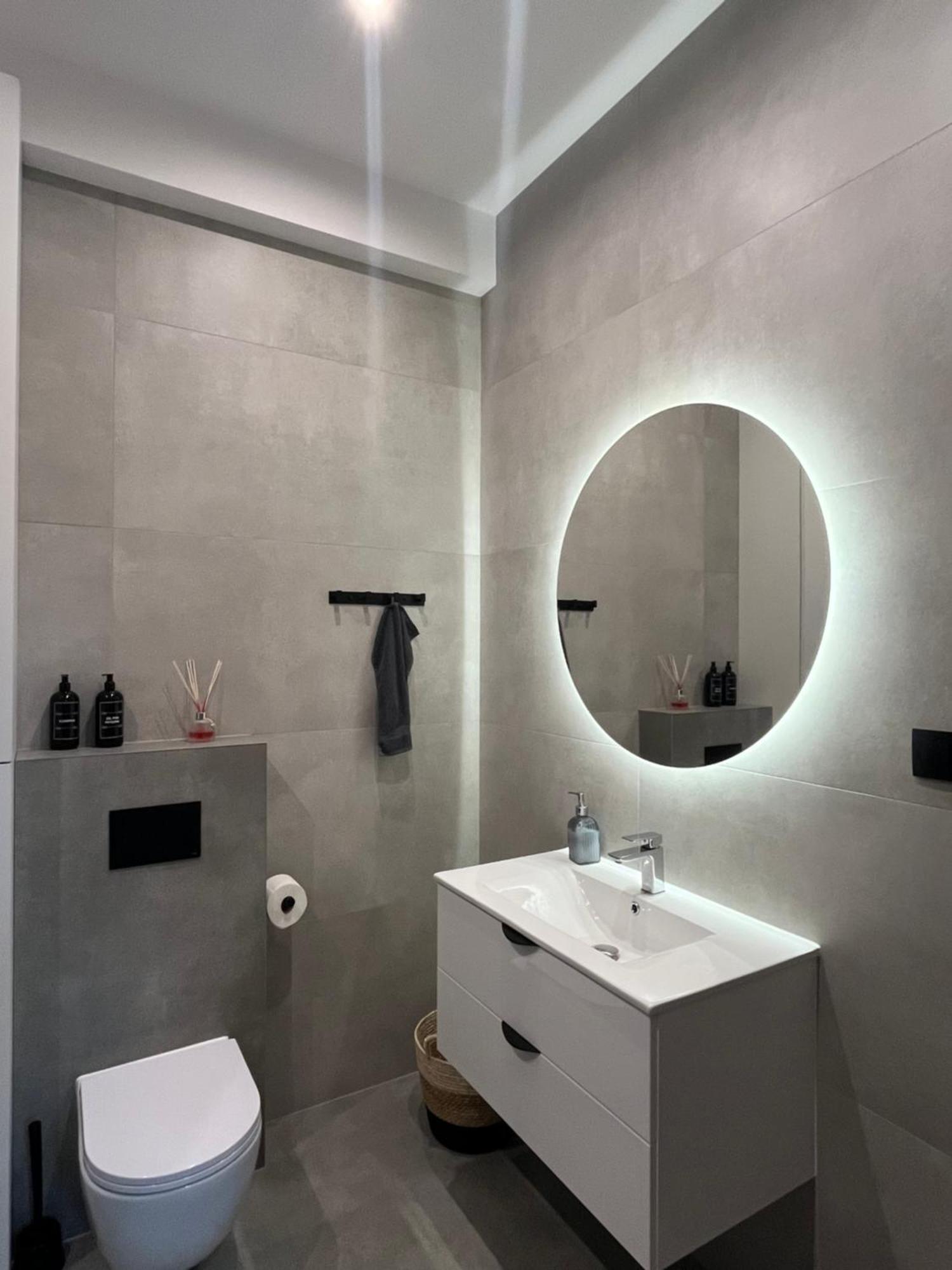 Neighbourhood Apartment Lublin Bagian luar foto
